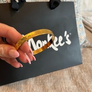 Monkees Charleston Boutique Gold Band